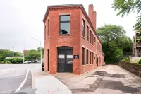 High Ceilings and Original Brick Walls - Stylish Historic Loft Retreat Hotels in Pawtucket
