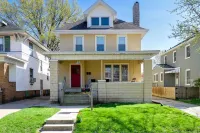 Cozy Apartments and Entertainment Options - Gorgeous Family Retreat