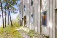 Comfy Glen Arbor condo with stunning Lake Michigan views, deck, & fireplace