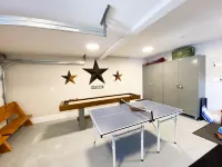 Spacious Living and Game Room with Deck - Stunning Mountain Haven