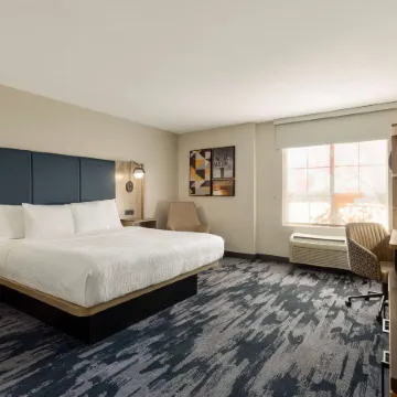 La Quinta Inn & Suites by Wyndham Austin Southwest