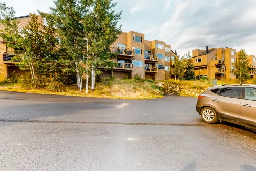 Watch Hill Lofted Hotels in Wildernest