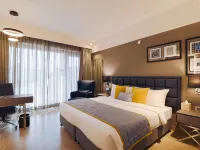 Air by Ahuja Residences Hotels near DLF Phase I