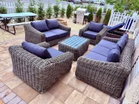 Ultimate Family Beach Retreat - Walk to Beach & Bay - Large & Spacious