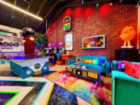 Arcade House! Massive game room, hot tub, firepit, grill, games