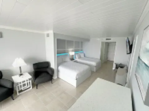 Lani Kai Island Resort