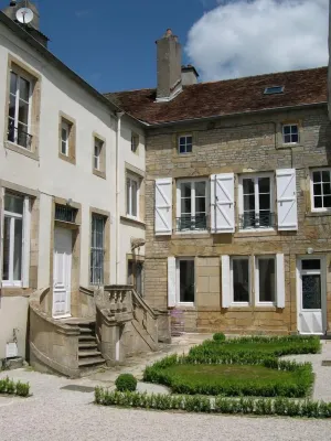 Les Chambres du Chapitre Hotels in Longeau-Percey