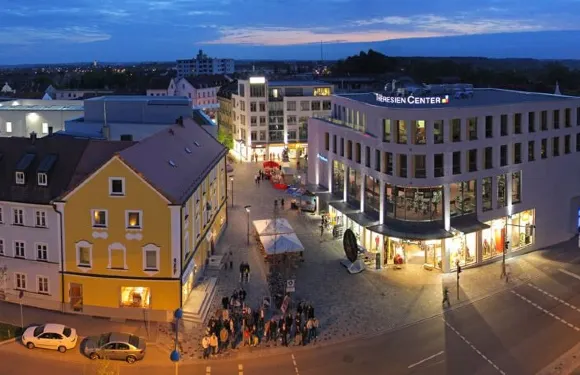 塞熱西恩託爾酒店