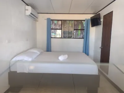 Rocamar Hotels near Explore Limon