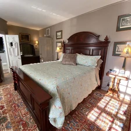 Inn at 605