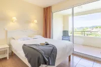 Village Pierre & Vacances Pont Royal en Provence Các khách sạn ở Lauris