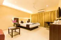 Lynq-Cico Hotels near France Consulate