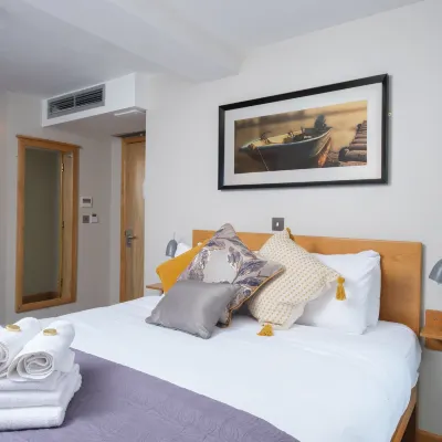 إيري سكوير تاونهاوس Hotels near شارع التسوق