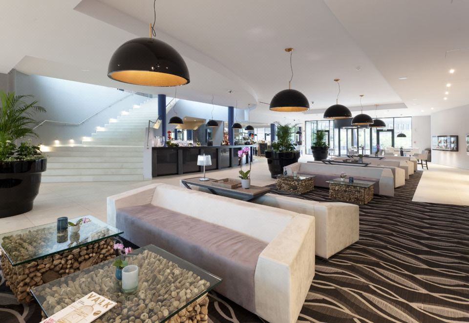 Congres Hotel Mons Van der Valk Over view