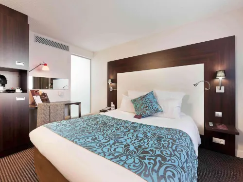 Hôtel Mercure Paris Porte d'Orléans Hotel di Montrouge