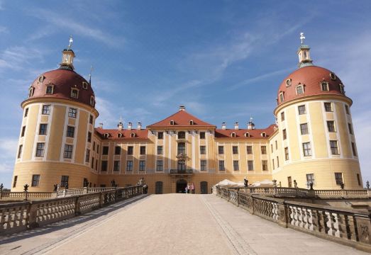 마리팀 호텔 드레스덴 수영장