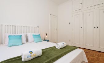 3 Minutes from Ipanema Beach Pm402