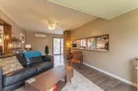 Vacation UniquEly home in town, with patio