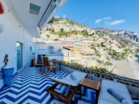 ヴィラダイアモンドラグジュアリースイーツ ポジターノのホテル