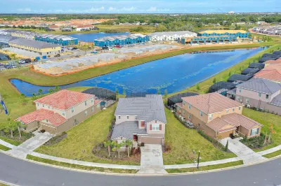 Lake View at Solterra Resort 7 Bedrooms, Sleeps 18 Villa Hotels in Davenport