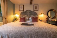 The Old House Inn Hotels in Lingfield