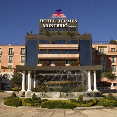Termes Montbrio Hotel & Spa Отели рядом с достопримечательностью «Пляж Пиланс»