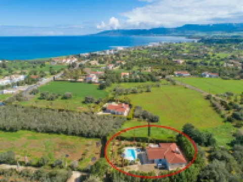 Villa Christia Maris Large Private Pool Walk to Beach Sea Views A C Wifi - 2187 Hotels in Neokhorio