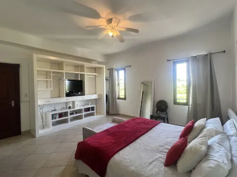 Savana at Porto Cupecoy Marina