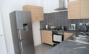 Homely 1-Bed Apartment in Birmingham