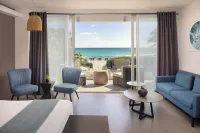 MB Hotel, Trademark Collection by Wyndham - Balkoner