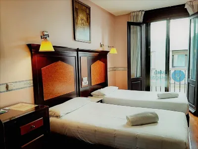 Hosteria Sara by Gaiarooms Hotels near Museo Art Nouveau y Art Deco