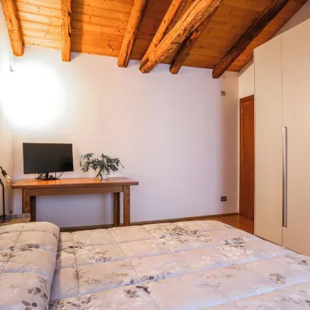 Casa Fiera Treviso · 2-Bed Apartment, Private Parking, 10 Min to Centre