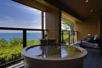 Hotel Isaba - balcony