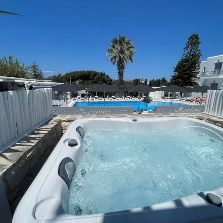 Zoumis Residence