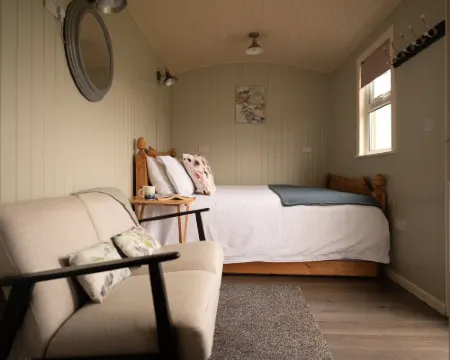 1 Bed Shepherds Hut-Sleeps 2-Free Parking-Mtn View オーマのホテル