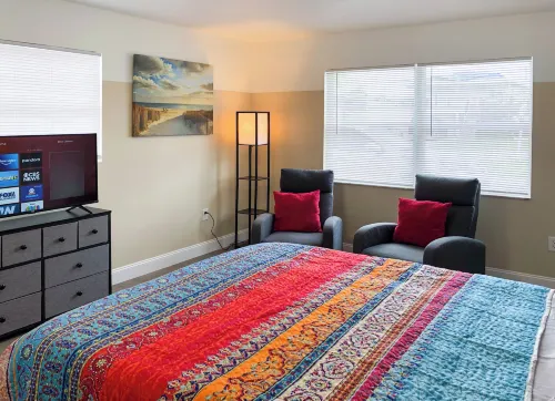 Lazy Cuckoo Inn Hotels in Iona