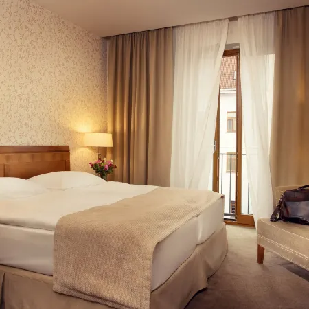 Hotel Ambassador