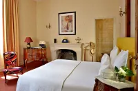 Hôtel le Plantagenet Hotels in Chinon