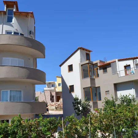Ksamil Apartments