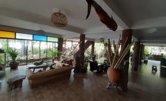 Jungle Bay Resort