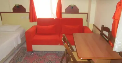 Red Rose Hotel Hotel di 