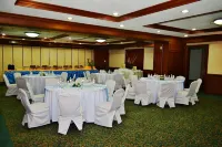 Real Family Hotel (formerly Days Hotel Batangas) Hotels in Batangas