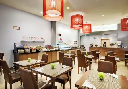 Hotel Sercotel Portales Отели в г. La Rioja Province