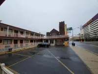 Atlantic Motor Inn Near Boardwalk - Moteles