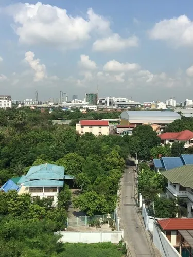 รูปภาพของอาคาร T9