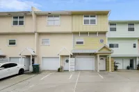 Seaside Pointe by Book That Condo Hotel a Laguna Beach