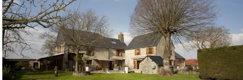 Les Bruyères du Mont Hotels in Ceaux