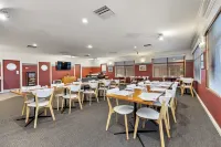 Amaroo Motel Tumuts Best Accommodation فنادق في Killimicat