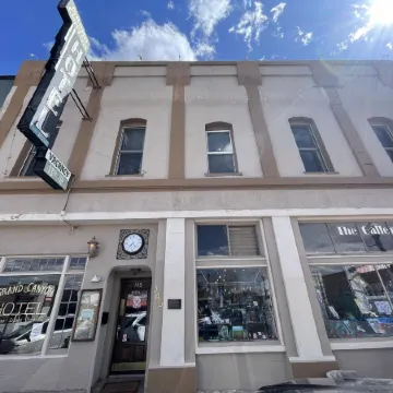 The Historic Grand Canyon Hotel