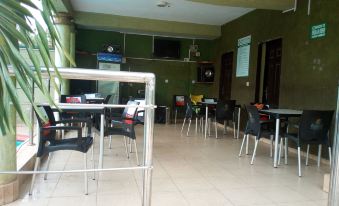 Prowess Hotel and Suites